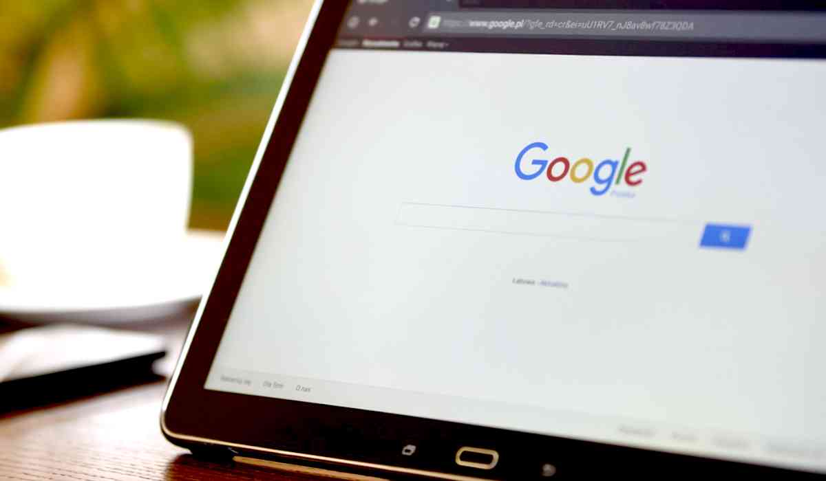 Tablet con Google abierto