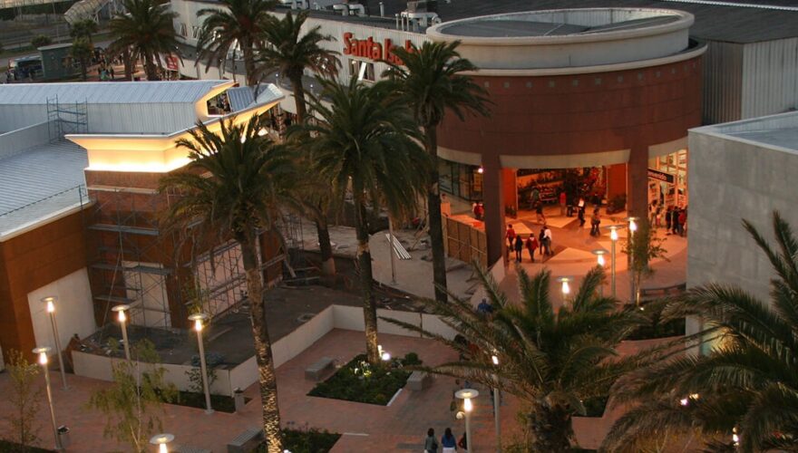 mall plaza trébol