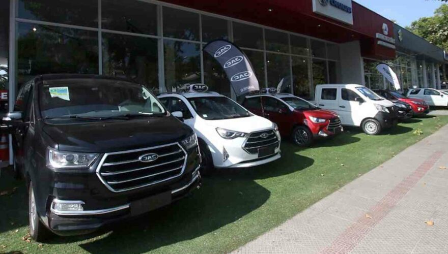 Autos nuevos en concesionario en Chile