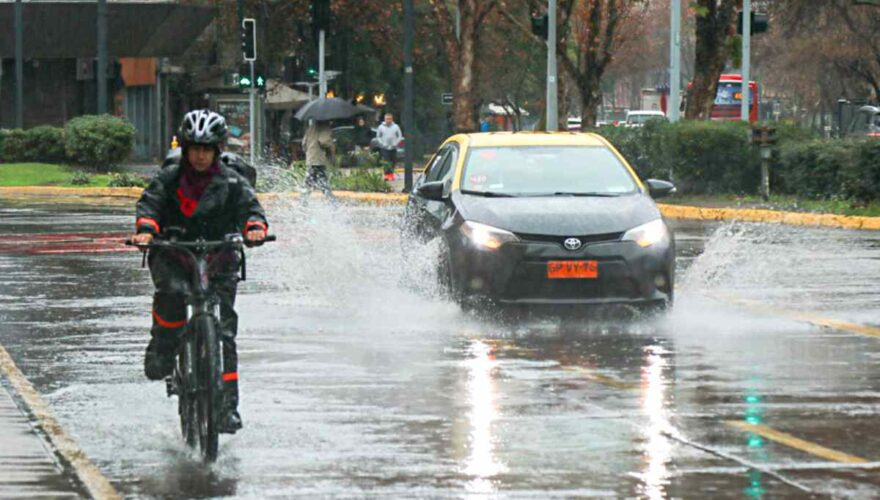 Lluvias y precipitaciones en la ciudad de Santiago