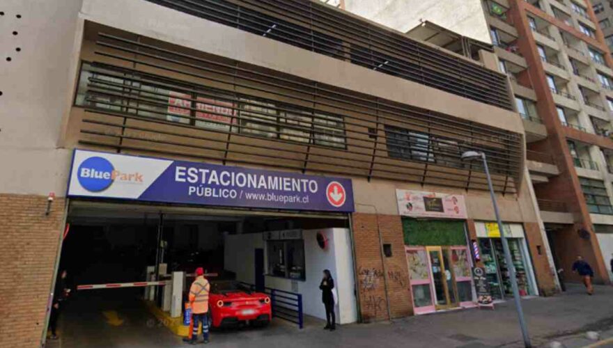 Edificio de estacionamientos en Santo Domingo, Santiago, que será departamento