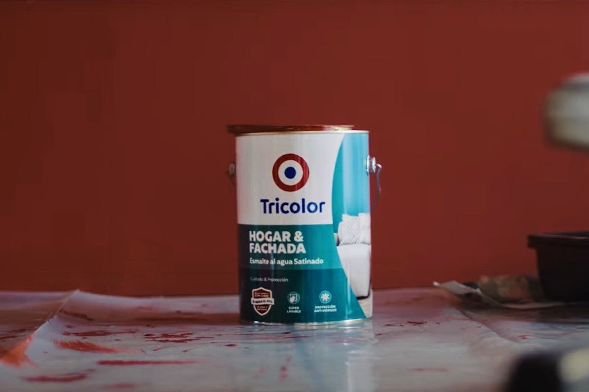 Pinturas Tricolor demanda a empresa estadounidense por logos