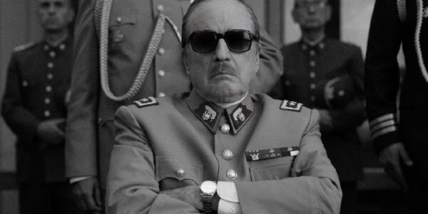 Jaime Vadell como Pinochet