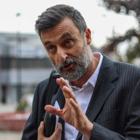 Cristián Warnken, fundador de Amarillos por Chile, habla sobre 50 años
