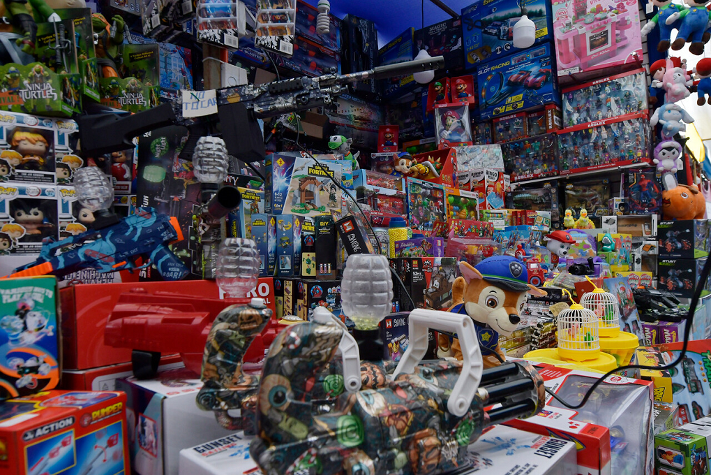 Con precios mucho más baratos que el retail y una forma de apoyar a los emprendedores: datos de ferias navideñas que puedes visitar