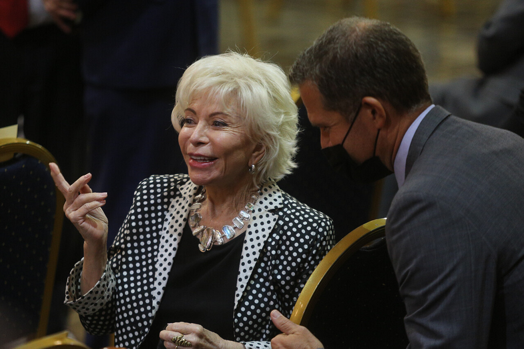 ISABEL ALLENDE, Estados Unidos