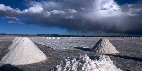 El mayor porcentaje se lo quedará el Estado: Coldeco y SQM logran acuerdo para sustracción del litio en el Salar de Atacama hasta el 2060