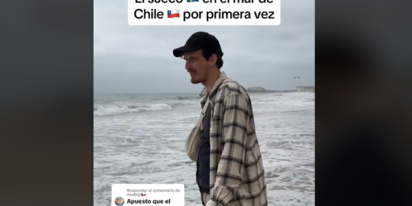 VIRAL. "Es más frío que en Suecia": la reacción de un sueco al entrar al mar chileno