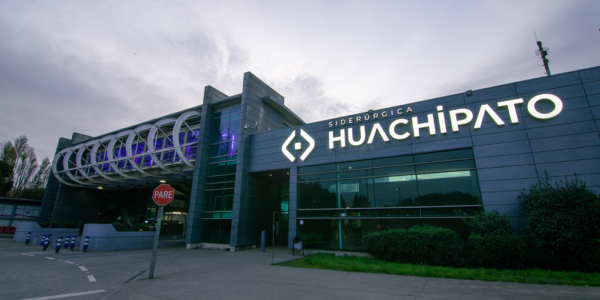 Siderúrgica Huachipato reducirá su producción de acero en 10% y cerrará una planta: trabajadores serían reubicados