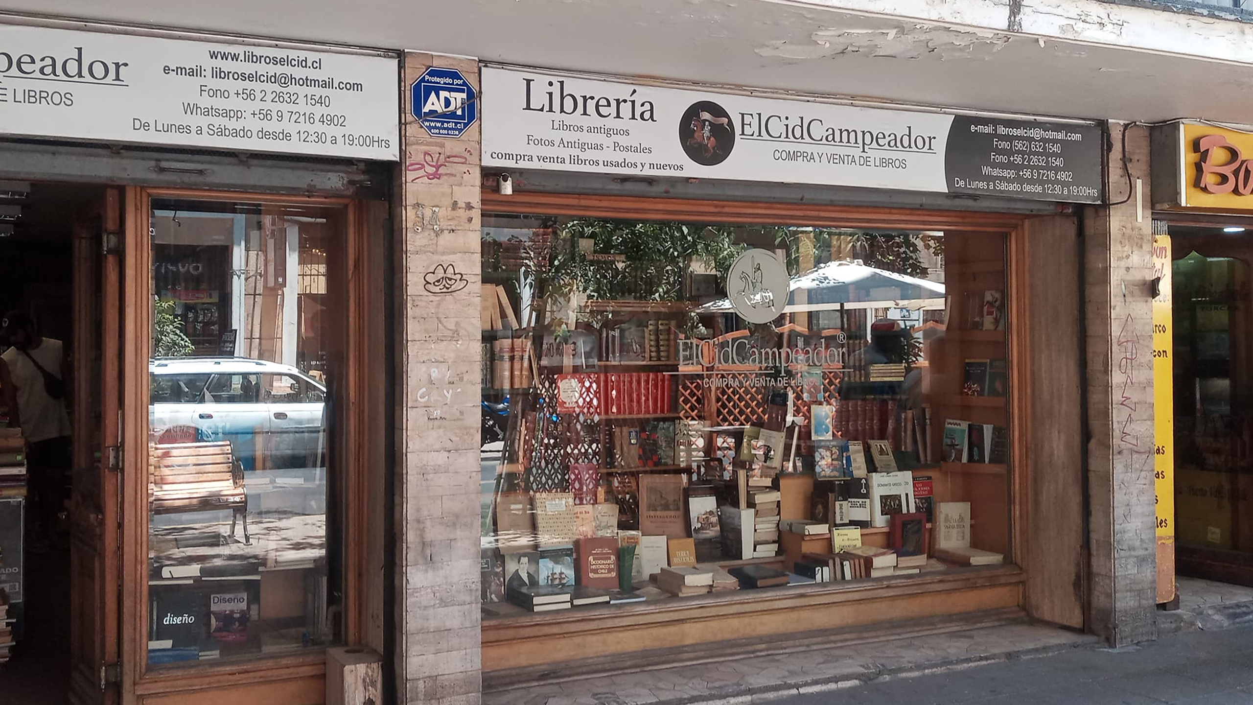 Librería "El Cid" en Merced 345