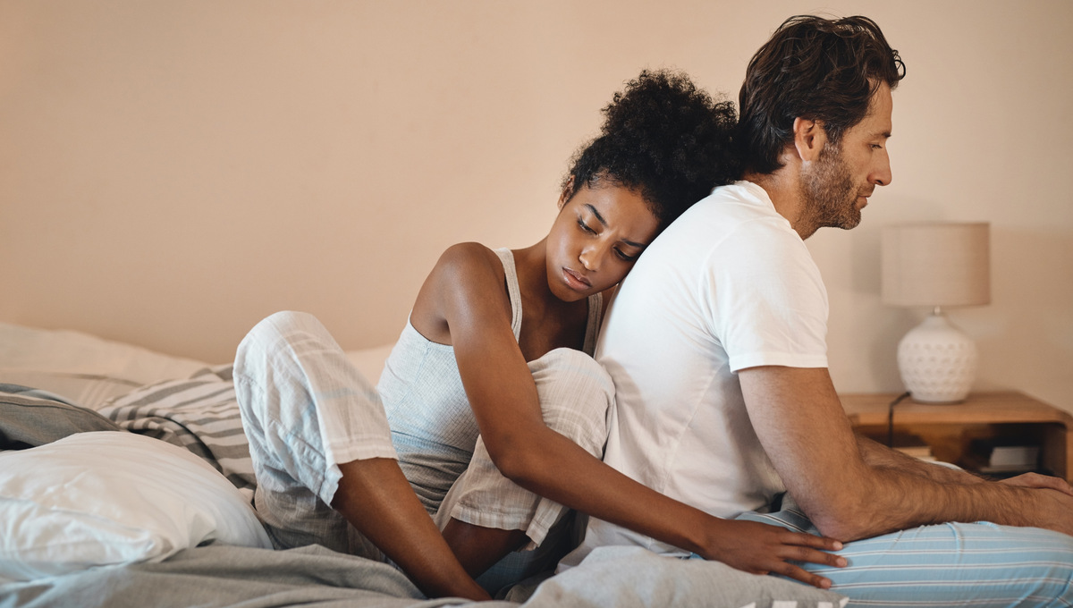 A mi pareja le gustan los abrazos pero a mi no: los distintos "lenguajes del amor" que enfrentan las relaciones