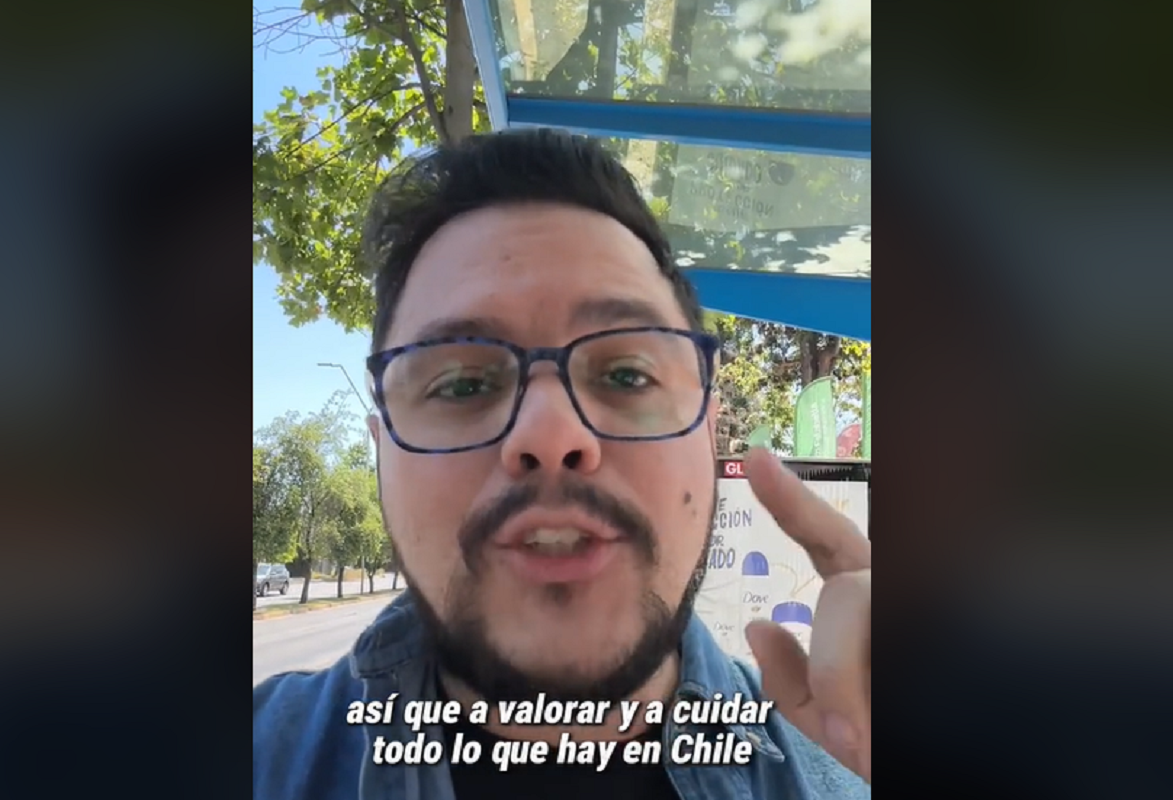 VIRAL. "Chilenos que no valoran estar aquí": venezolano se sorprende por la tecnología de paraderos del transporte público