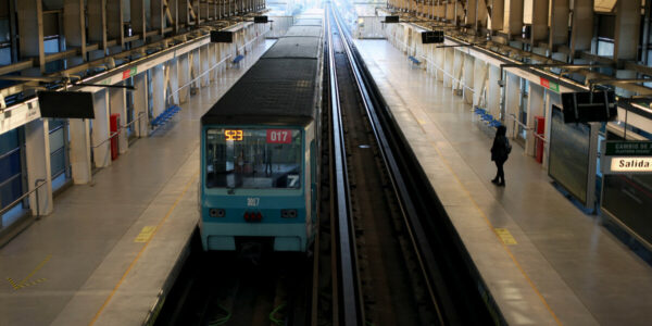 ¿Metro a Lo Espejo o nueva línea a Maipú?: Las extensiones que se barajan para el transporte capitalino