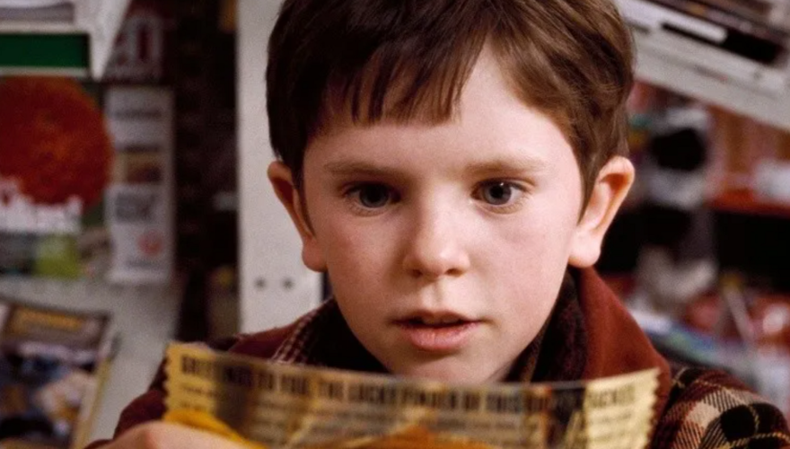 Freddie Highmore, el niño de "Charlie y la fábrica de chocolates" que se convirtió en un exitoso doctor y que ya no necesita el "ticket dorado"