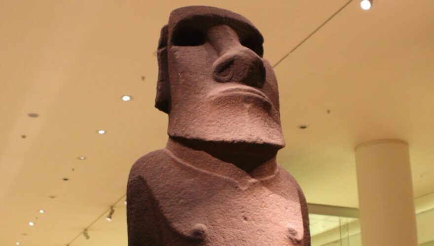La razón por la que el Museo Británico no puede devolver el moai “Hoa Hakananai’a" a Rapa Nui