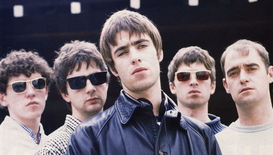 "Ya no eres mi hermano": el día que Liam y Noel Gallagher se pelearon antes de un concierto y generaron la separación de Oasis