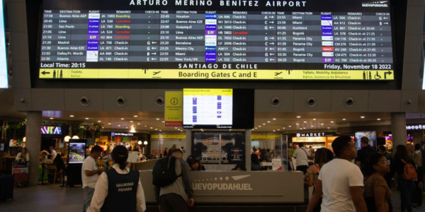 El nuevo round de Nuevo Pudahuel por la licitación del Duty Free del Aeropuerto de Santiago: acusan transgresiones a la libre competencia
