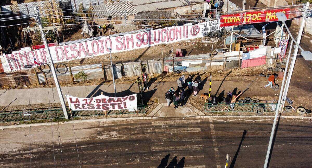 Toma 17 de Mayo en Cerro Navia