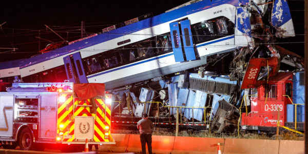 Accidente Ferroviario protagonizado por un tren de EFE en San Bernardo