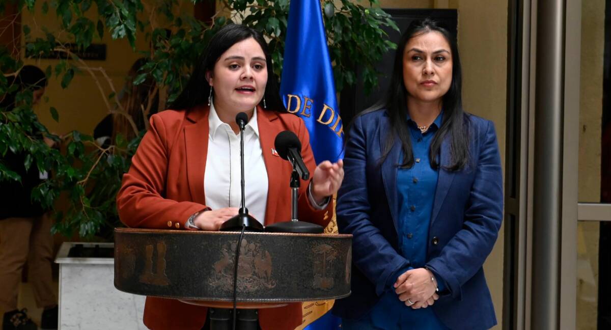 Sara Concha y Francesca Muñoz