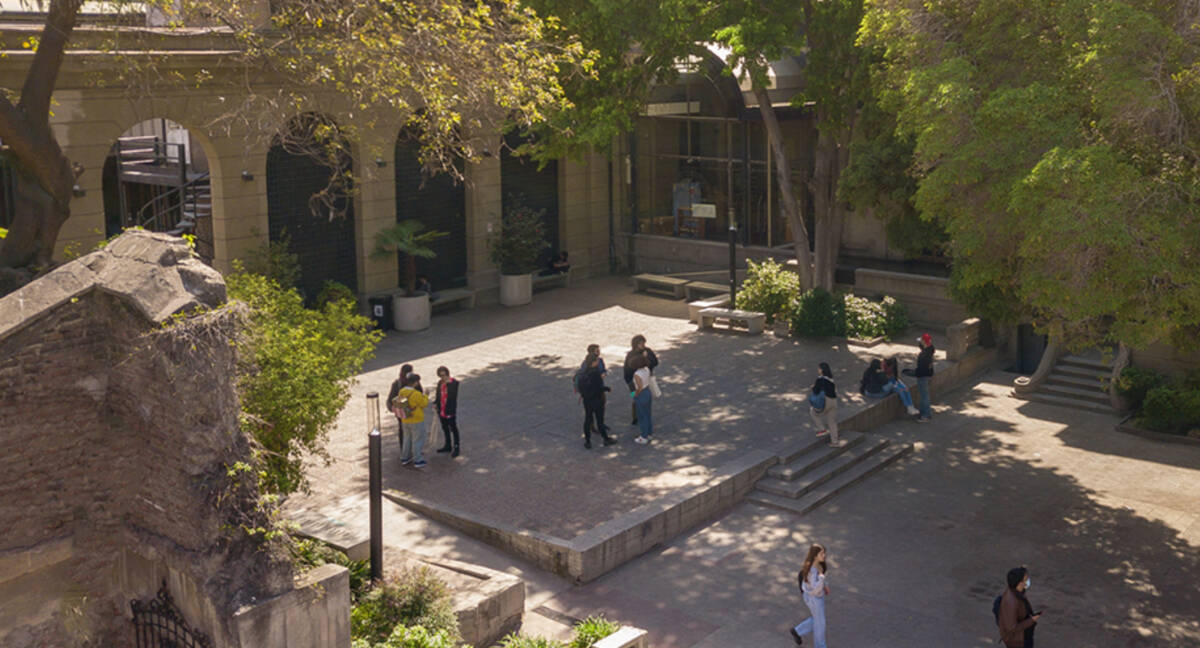 Universidad Alberto Hurtado