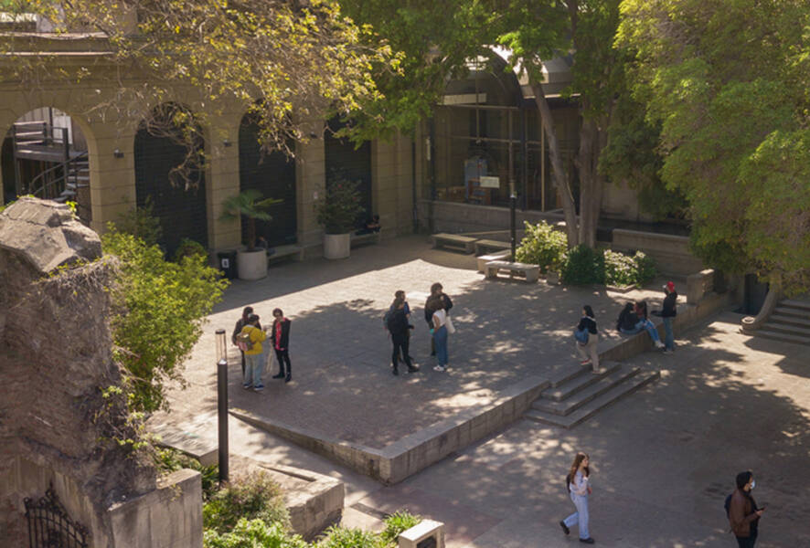 Universidad Alberto Hurtado
