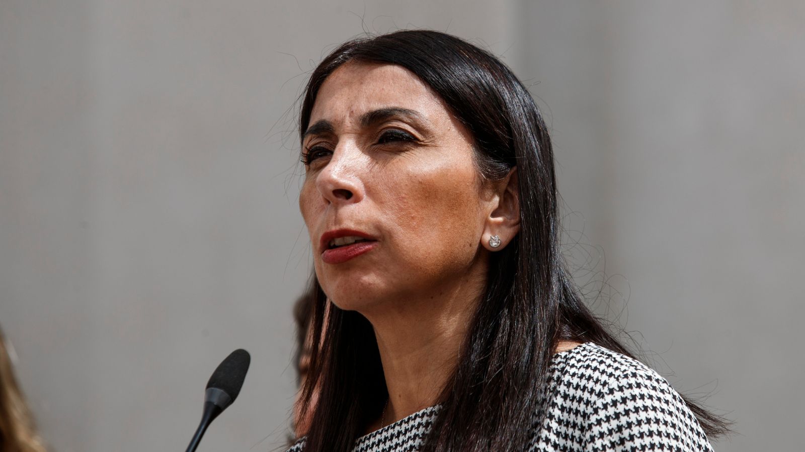 Karla Rubilar confirma candidatura por Puente Alto tras impasse con Codina