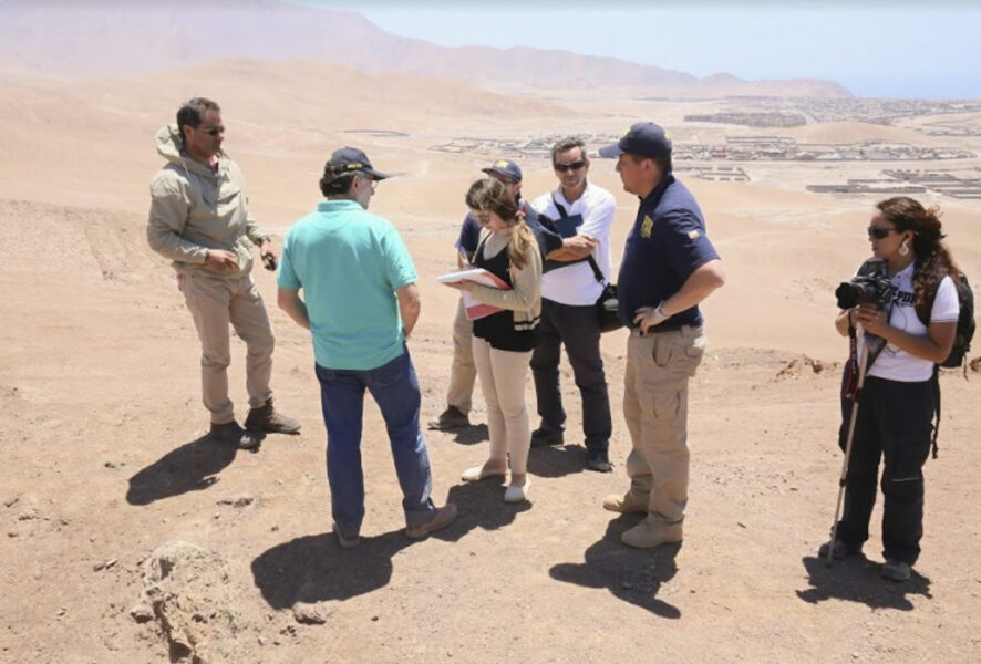 jóvenes abogados en el desierto