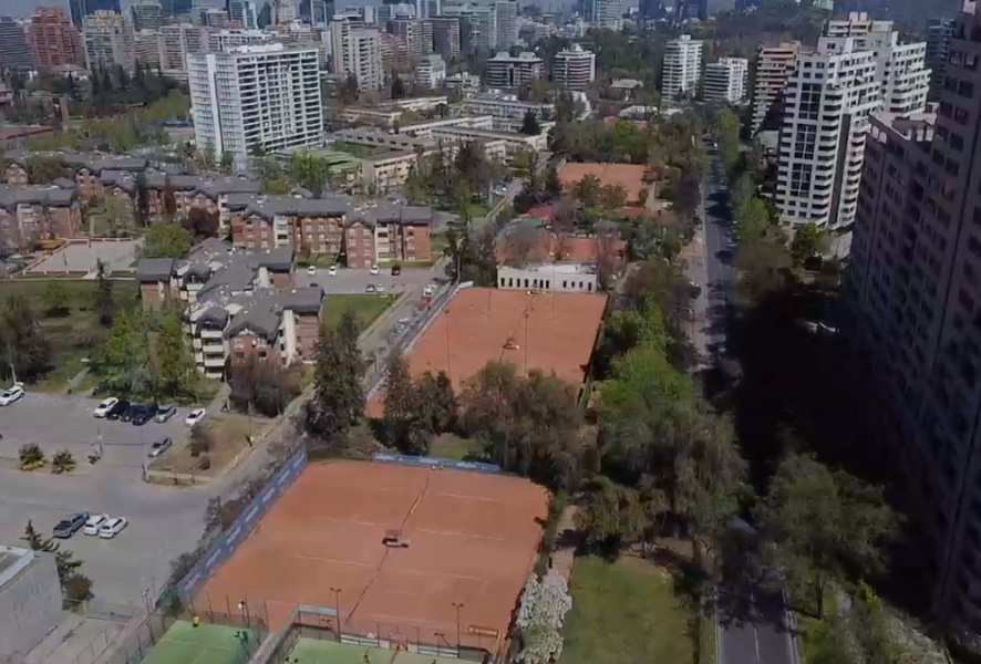 Cancha de Tenis de Cerro Colorado en Las Condes