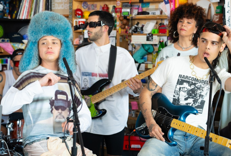 Ca7riel y Paco Amoroso en el Tiny Desk