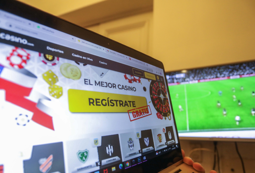 CNTV y Chilevisión / Agencia Uno