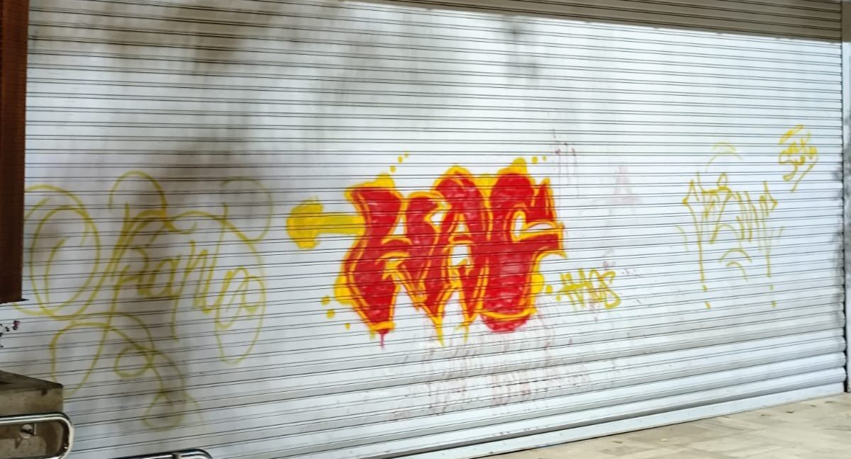 Foto: Café Literario de Providencia vandalizado (Muni Provi)
