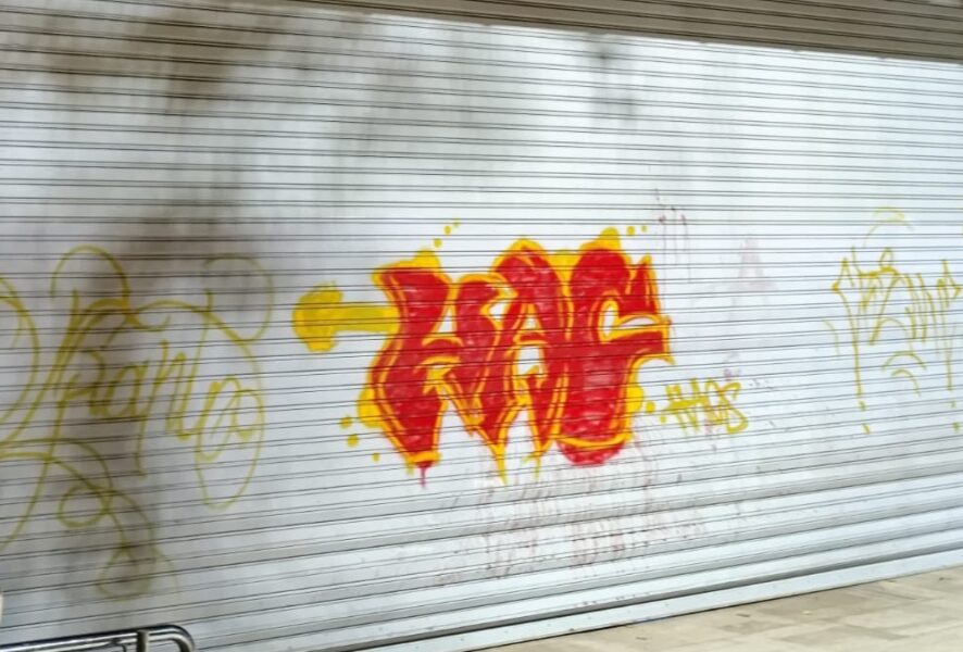 Foto: Café Literario de Providencia vandalizado (Muni Provi)