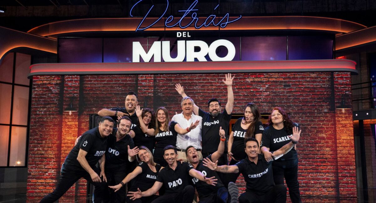 Detrás del Muro, The Clinic