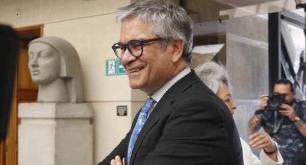 El ministro Mario Marcel, previo a la votación de la reforma de pensiones en el Senado. | Agencia UNO