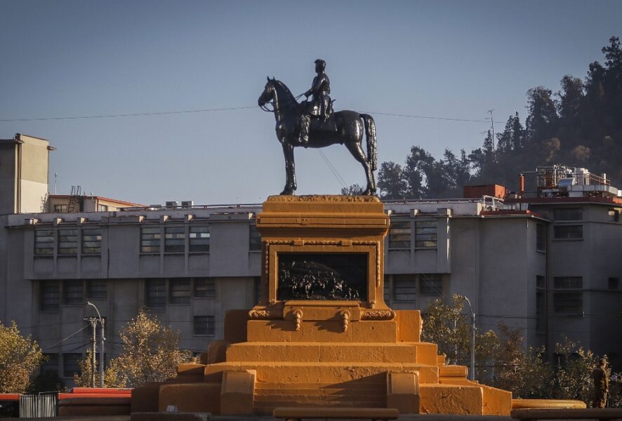 Monumento del General Baquedano. Foto: Agencia Uno