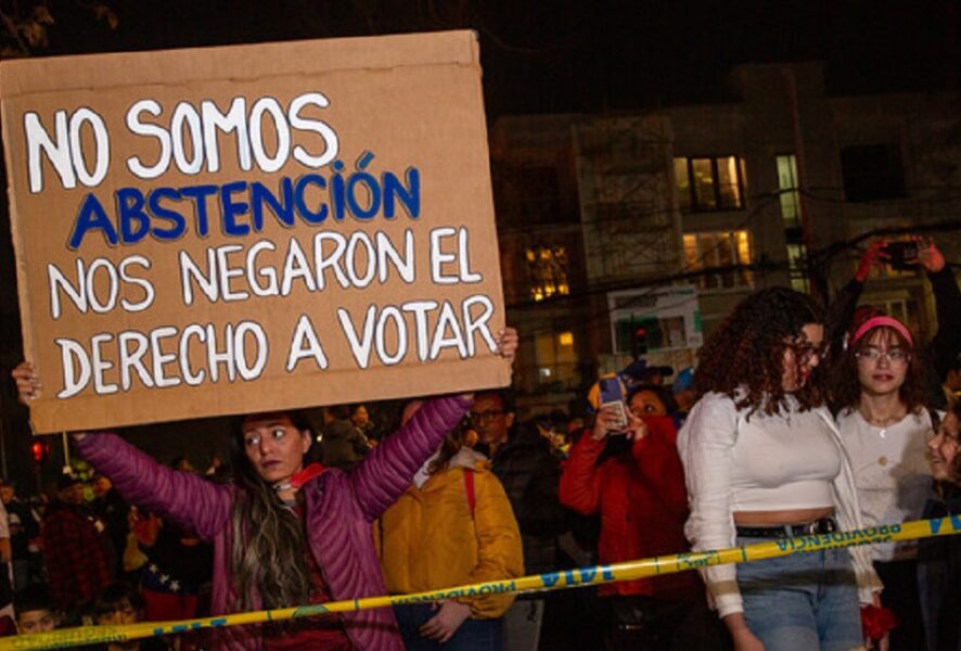 Los problemas que ha dejado el cierre de la embajada de Venezuela en Chile