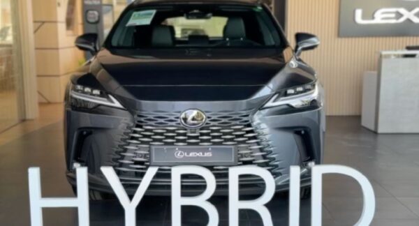 Híbrido Enchufable de Lexus Portillo