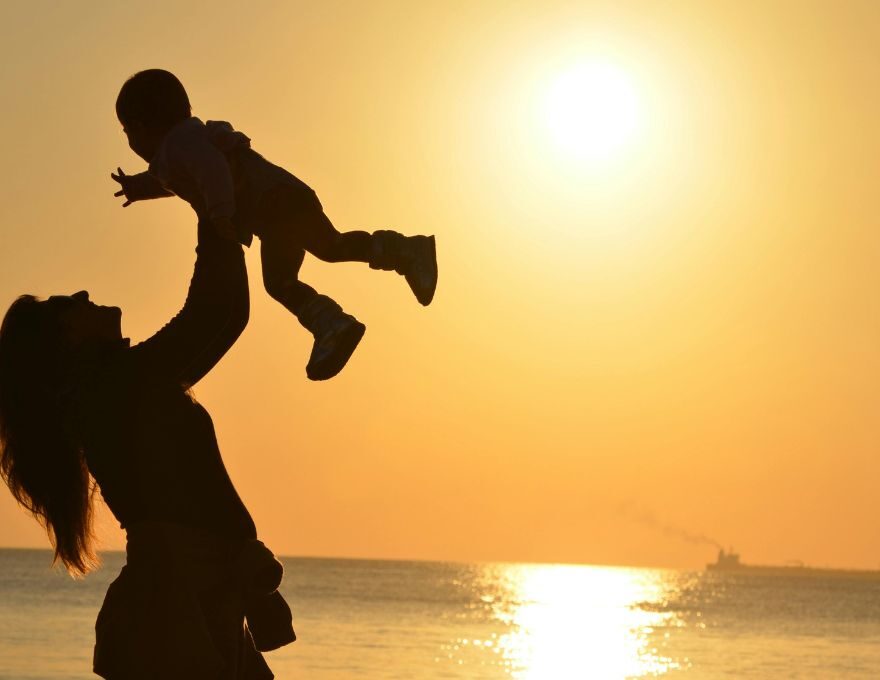 Un hijo, un regalo y el Día de la Madre.
