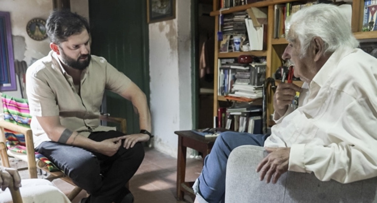 Gabriel Boric y Jose "Pepe" Mujica.