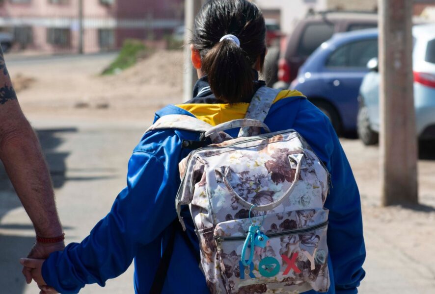 Niños en colegio pre kinder y kinder