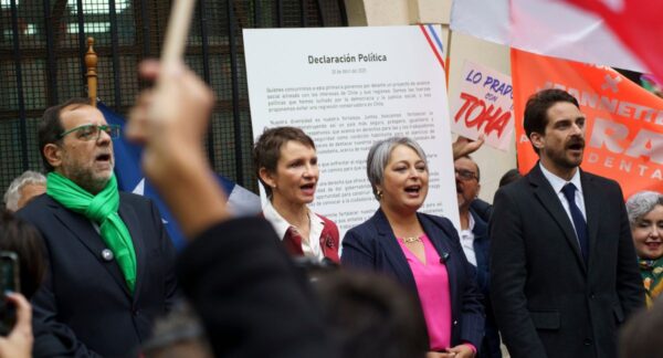 Jaime Mulet, Carolina Tohá, Jeannette Jara y Gonzalo Winter. Candidatos oficialistas. "Si era tan fácil, ¿por qué no lo hiciste?": Las tensiones por aborto, migración y Monsalve que dejó el primer debate de primarias oficialistas.