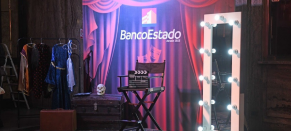 La foto del Fondo de Apoyo al Cine y al Teatro de BancoEstado.