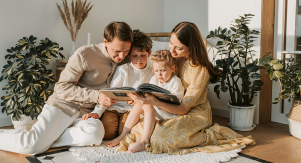 Padres enseñándole a sus hijos el Método Speed
