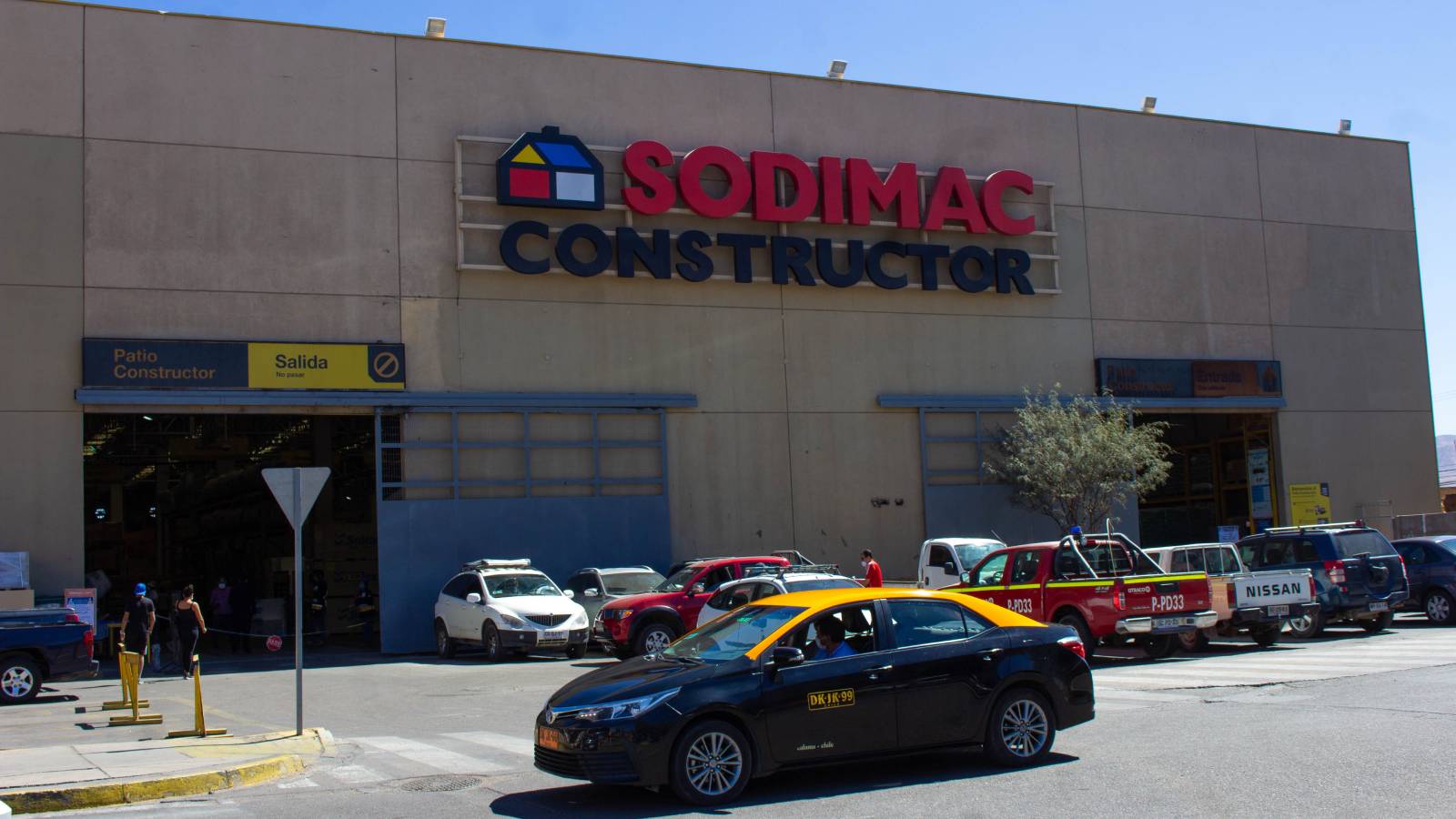 Sodimac se querelló por millonarios hurtos en dos sucursales: pérdidas alcanzan los $100 millones y gran parte de lo sustraído corresponde a artículos de construcción