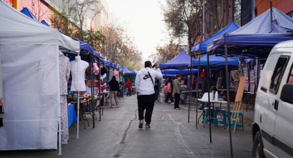 Expansión del toldos azules en Barrio Meiggs