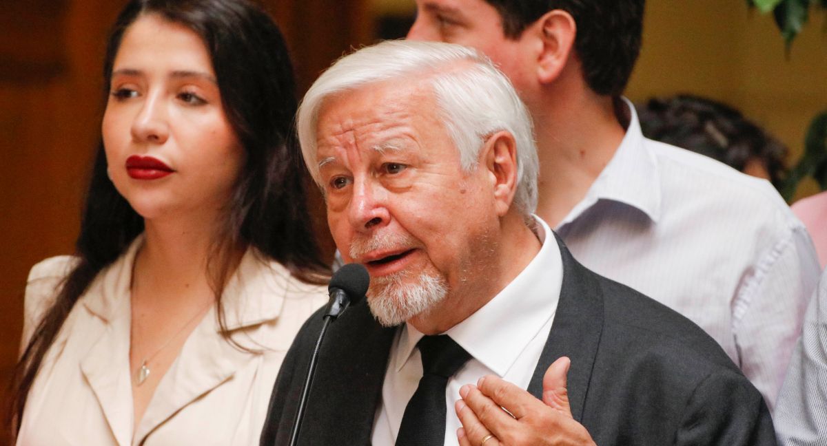 Roberto Celedón
