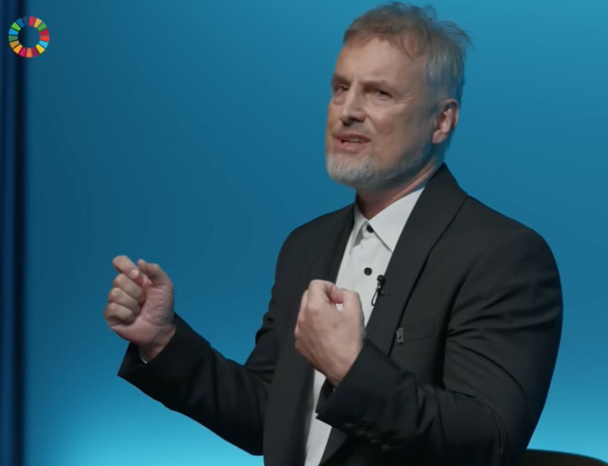 Clase magistral de Jürgen Schmidhuber, padre de la IA.