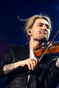 David Garrett tocando el violín