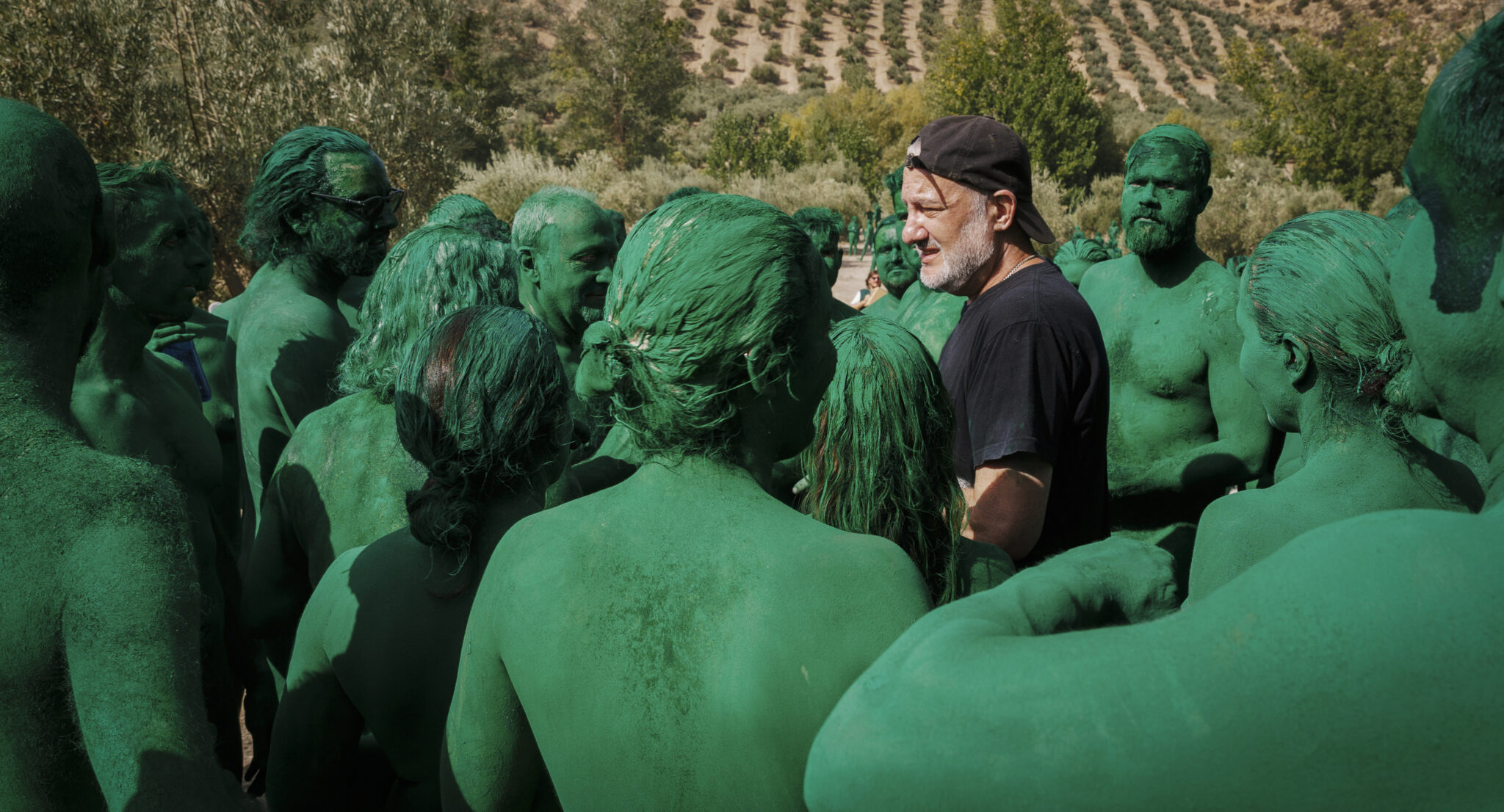 Spencer Tunick y los secretos de su nuevo proyecto en Chile: “Con todos